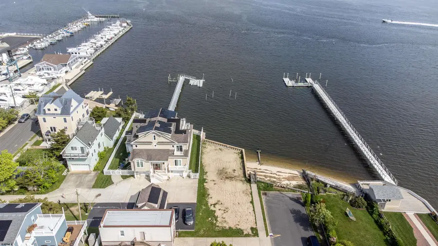 137 Gibbs Ave, Somers Point, NJ 08244 - Image #3