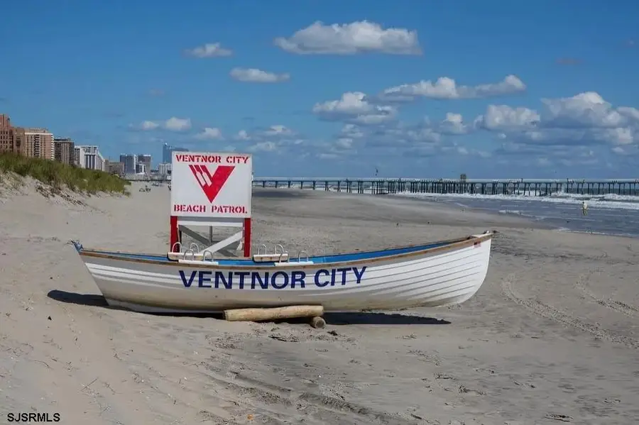 13 S Weymouth Ave, Ventnor City, NJ 08406 - Image #2