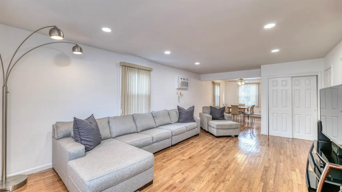 9709 Monmouth Ave #C2, Margate City, NJ 08402 - Image #1