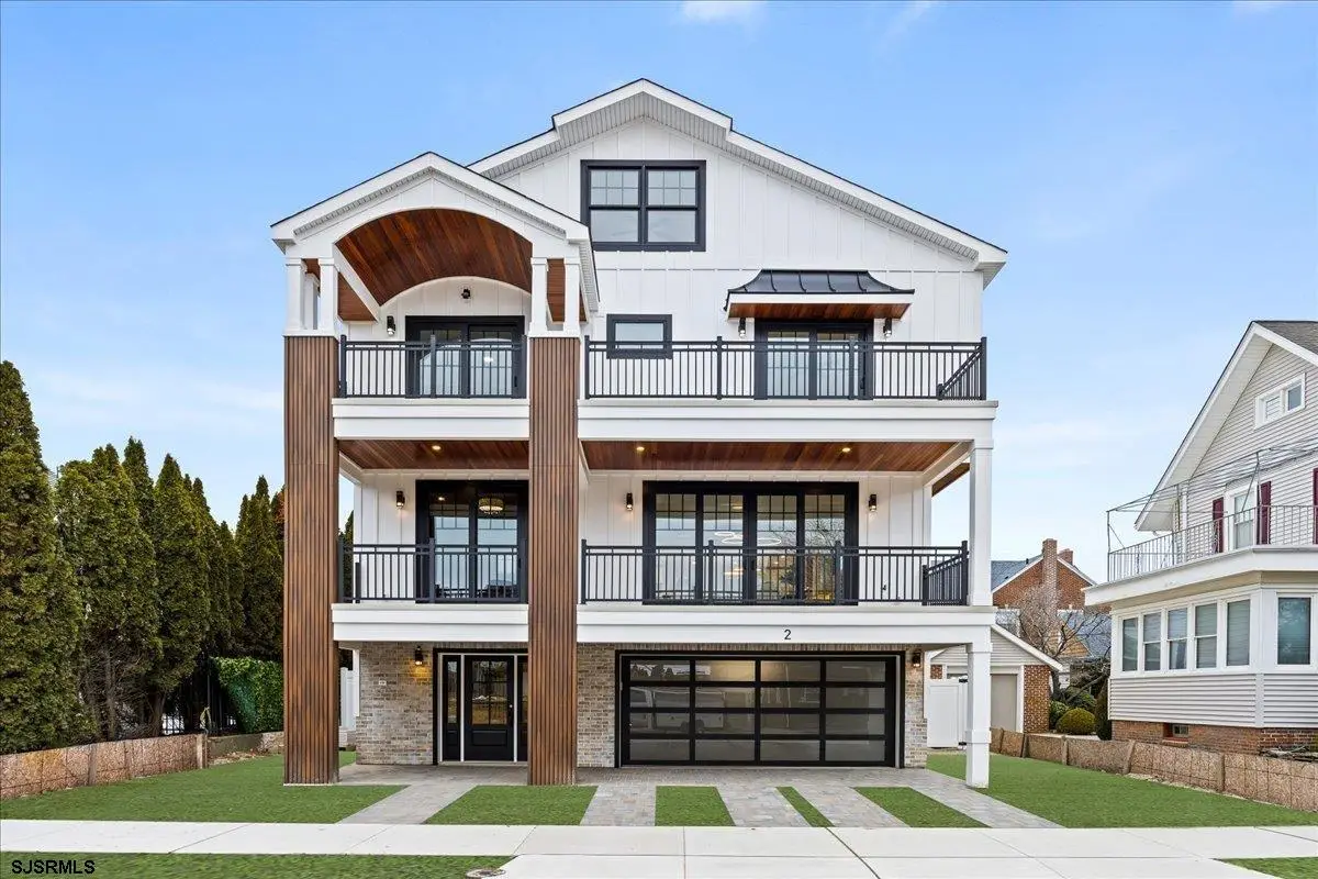 2 N Pembroke Ave, Margate City, NJ 08402 - Image #1