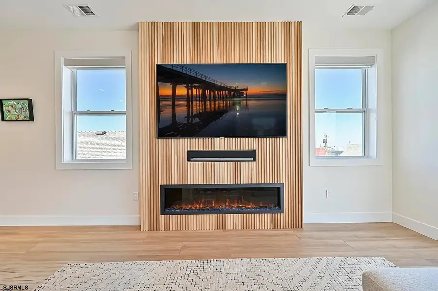 3 N Victoria Ave #B, Ventnor City, NJ 08406 - #3