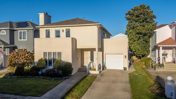 9 Seaside Ct, Margate, NJ 08402