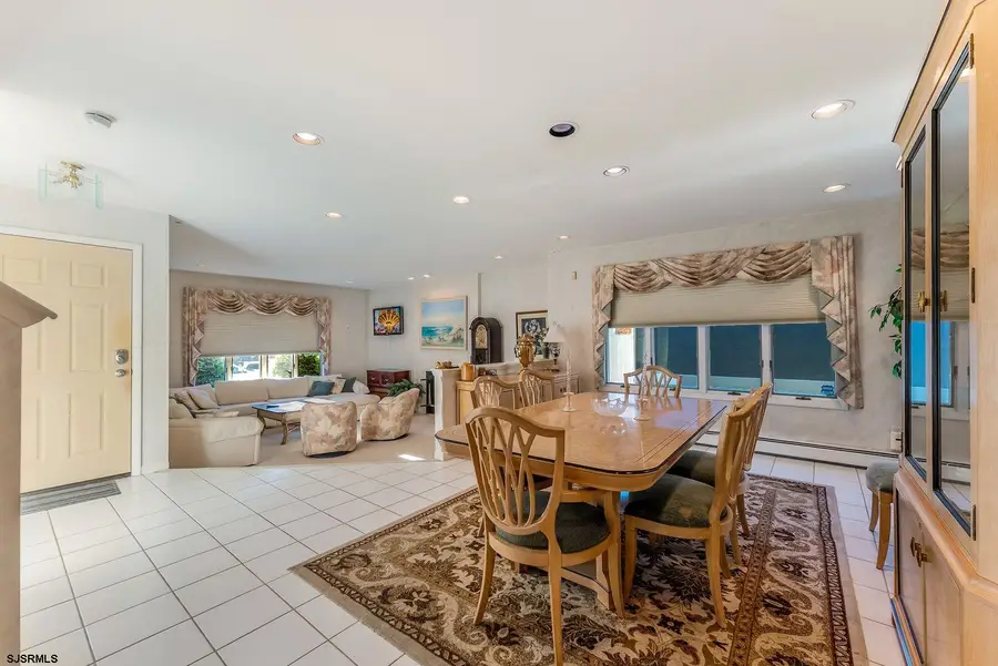 9 Seaside Ct, Margate City, NJ 08402 - Image #2