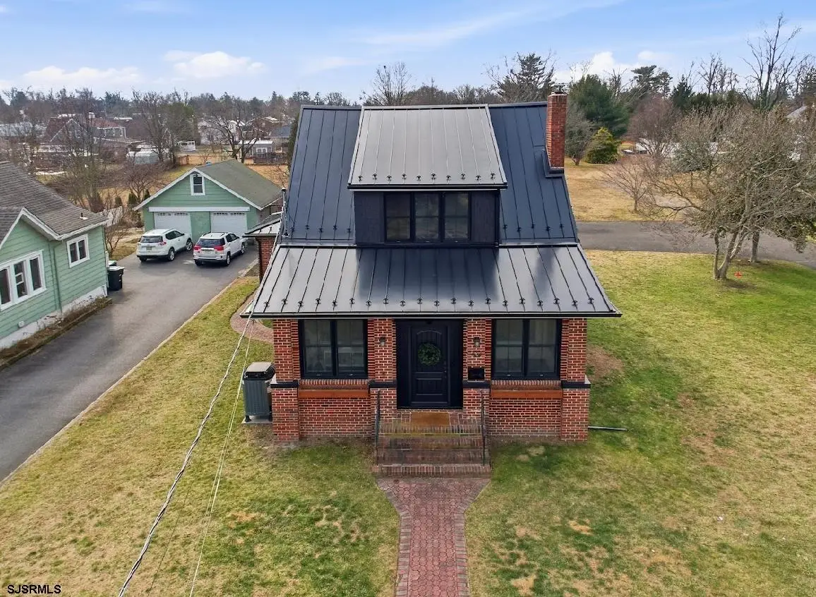 102 Valley Ave, Hammonton, NJ 08037 - Image #1