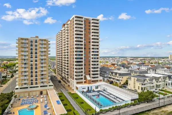 100 S Berkley Square #12F, Atlantic City, NJ 08401