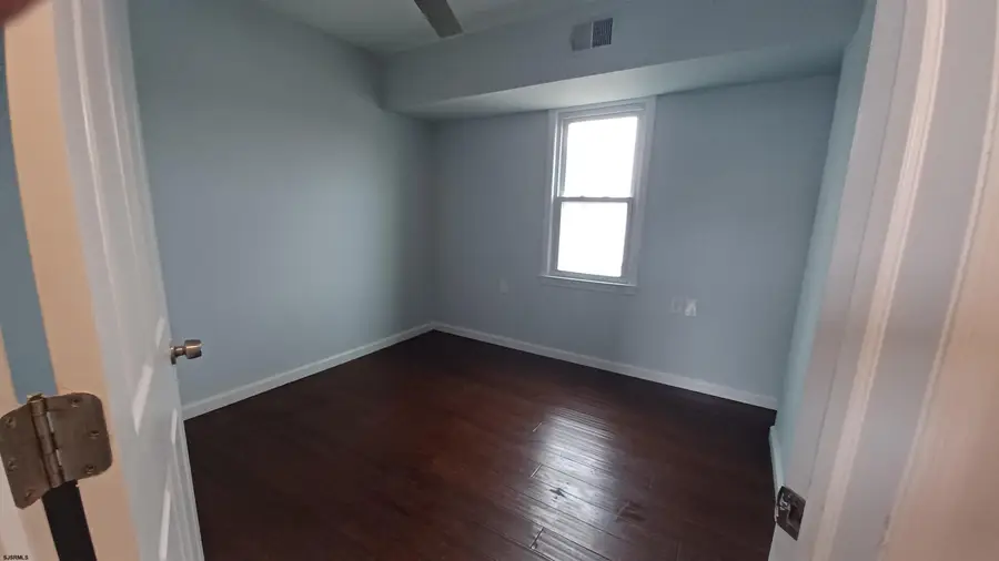 509 N Elberon Ave, Atlantic City, NJ 08401-1126 - Image #3