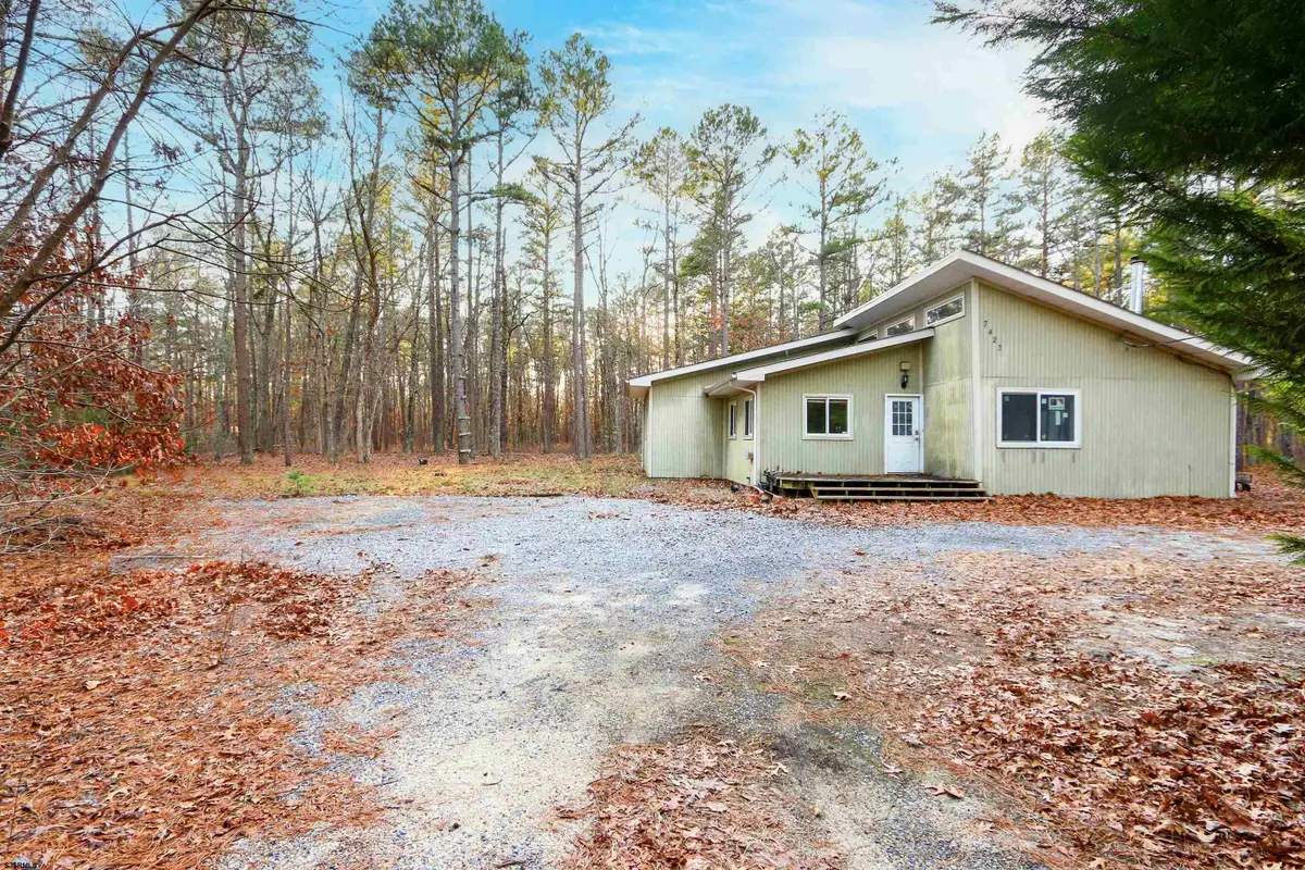 7423 Driftwood Ln, Mays Landing, NJ 08330 - Image #1