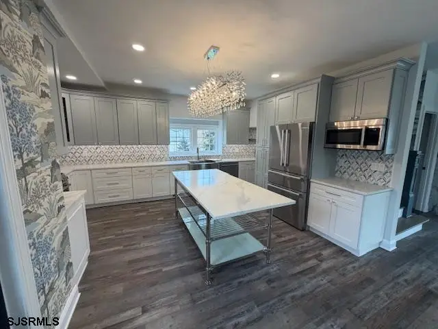 22 E Devonshire Ave, Linwood, NJ 08221 - Image #2