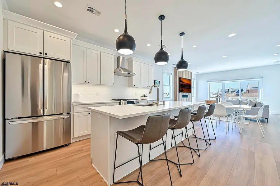 3 N Victoria Ave, Ventnor City, NJ 08406 - Image #2