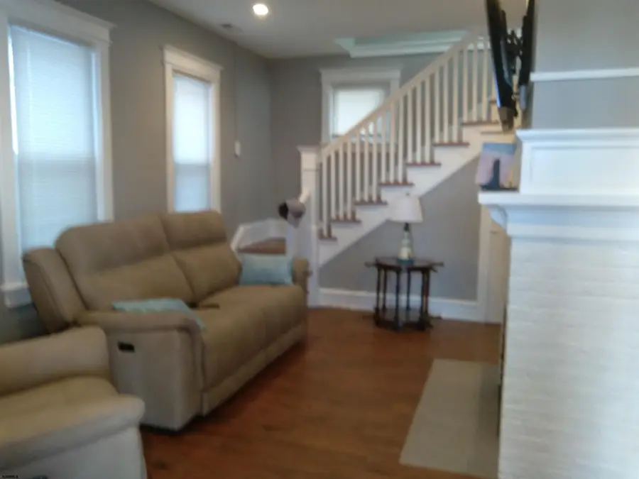 42 N Annapolis Ave, Atlantic City, NJ 08401-5614 - Image #3