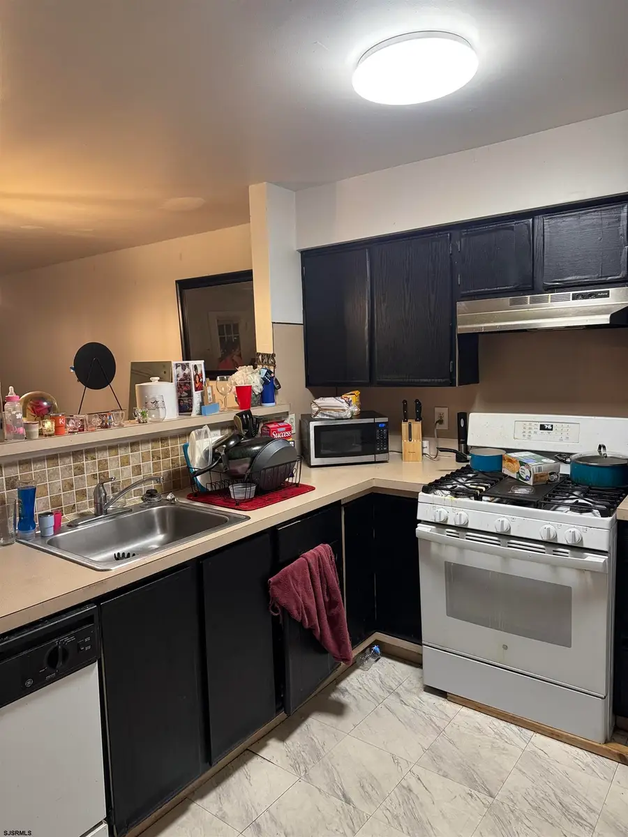 19 Oyster Bay Road #G, Absecon, NJ 08201 - Image #3