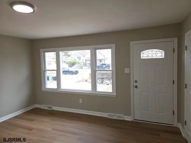 320 Jackson Ave, Northfield, NJ 08225-1111 - Image #2