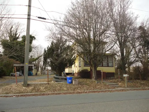 35 Cambria Ave, Pleasantville, NJ 08232