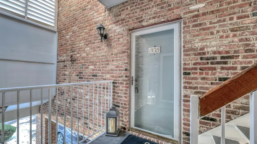 305 Harbour Cove #305, Somers Point, NJ 08244 - Image #3