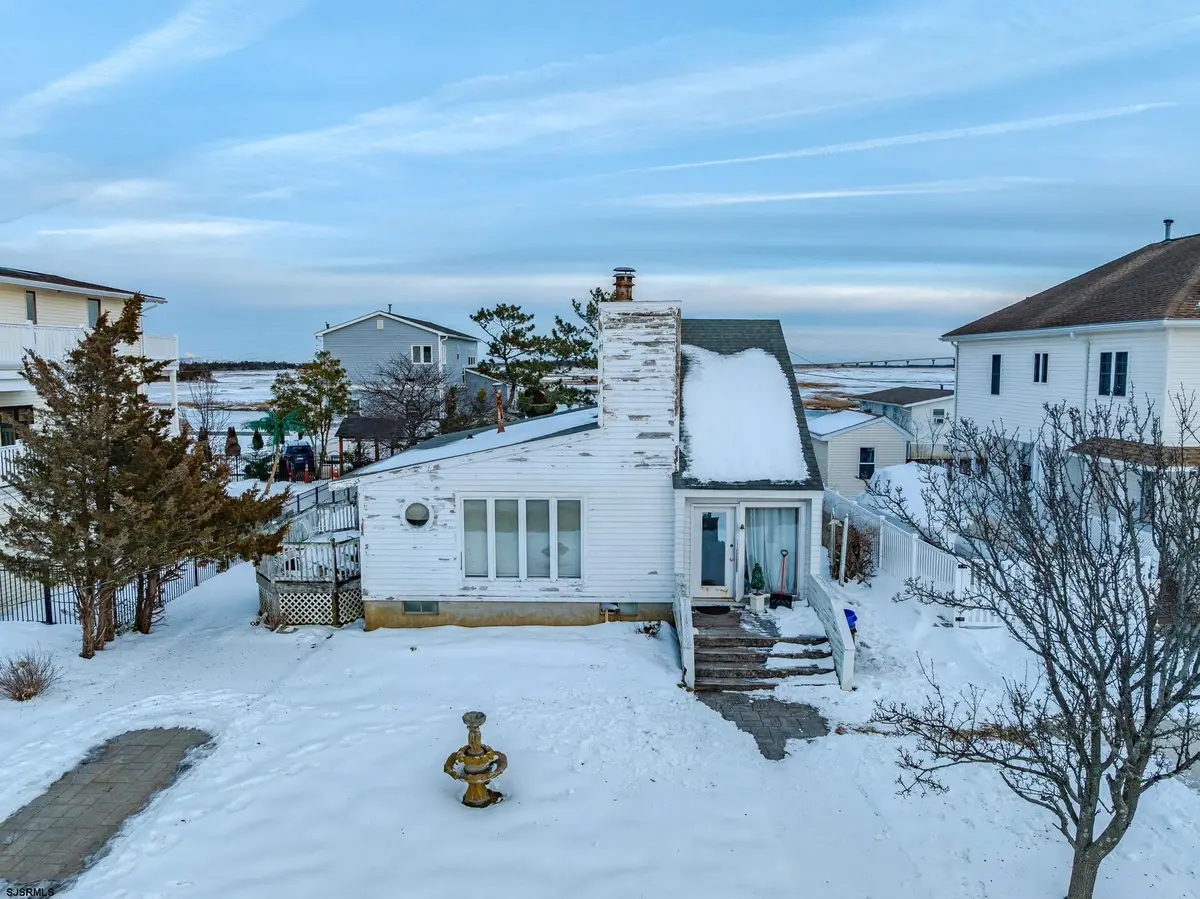 21 Point Dr, Somers Point, NJ 08244 - Image #1