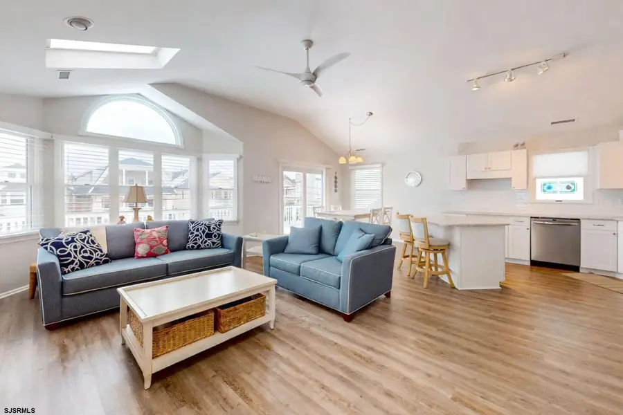 616 Ocean Ave #2, Ocean City, NJ 08226 - Image #2