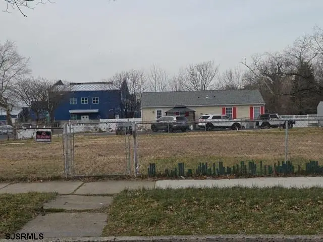 220 S 7th Street, Vineland, NJ 08360 - #1