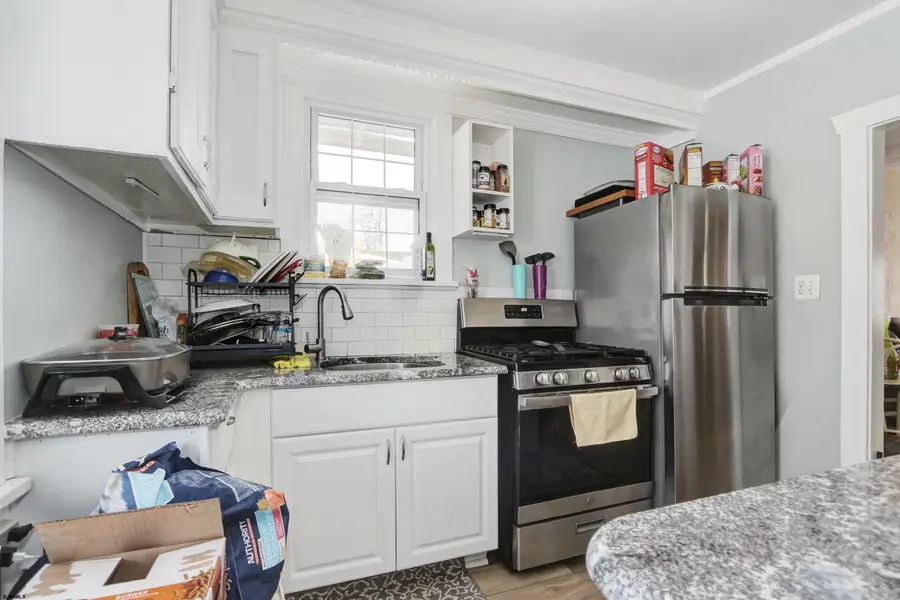 215 W Connecticut Ave, Somers Point, NJ 08244 - #3