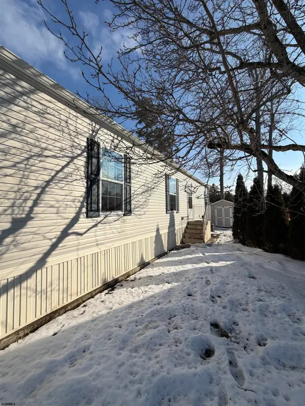 1384 Somers Point Rd Trlr 16 Road, Egg Harbor Township, NJ 08234