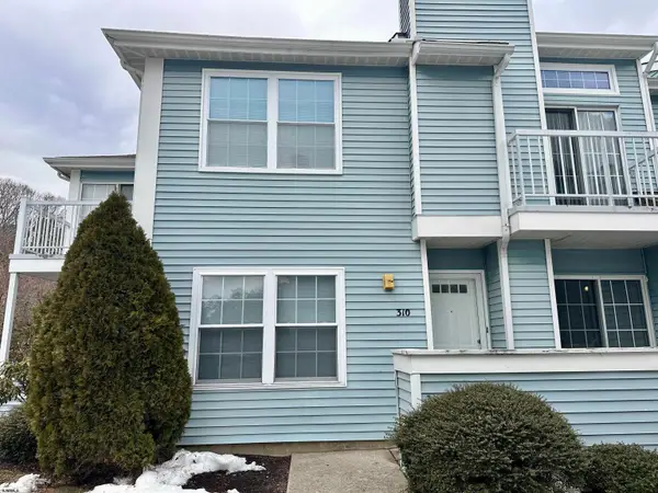 310 Heather Croft #310, Egg Harbor Township, NJ 08234