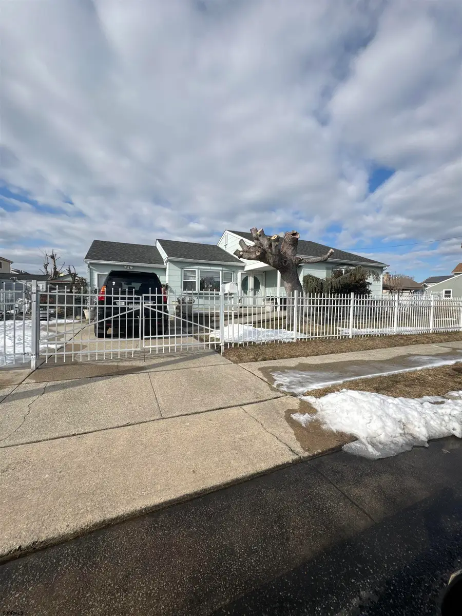 6001 Marshall Ave, Ventnor City, NJ 08406 - #2