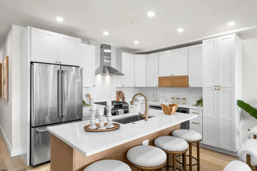 323 E Oak Ave #102, Wildwood, NJ 08260 - #3