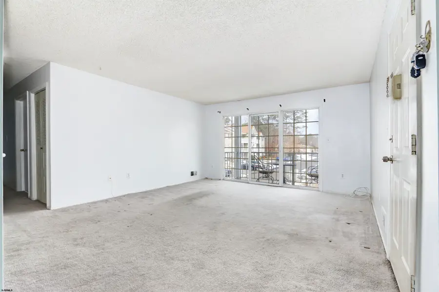 26 Iroquois Dr #20, Smithville, NJ 08205 - #3