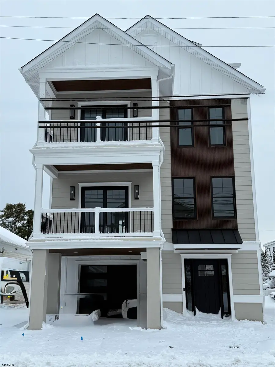 34 N Essex Ave Ave, Margate City, NJ 08402 - #2