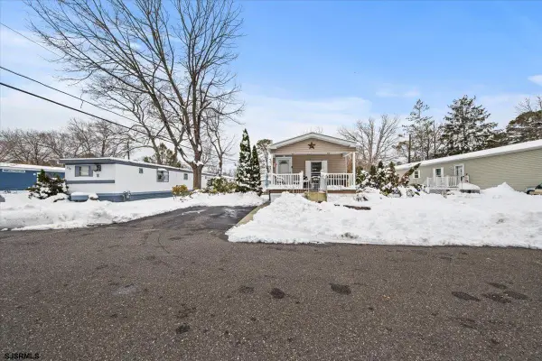 5043 English Creek #112, Egg Harbor Township, NJ 08234