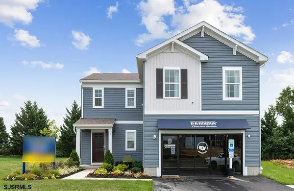 135 Malibu Dr, Egg Harbor Township, NJ 08234