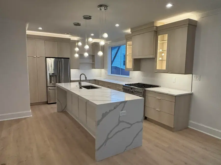 28 N Huntington Ave, Margate City, NJ 08402 - #3