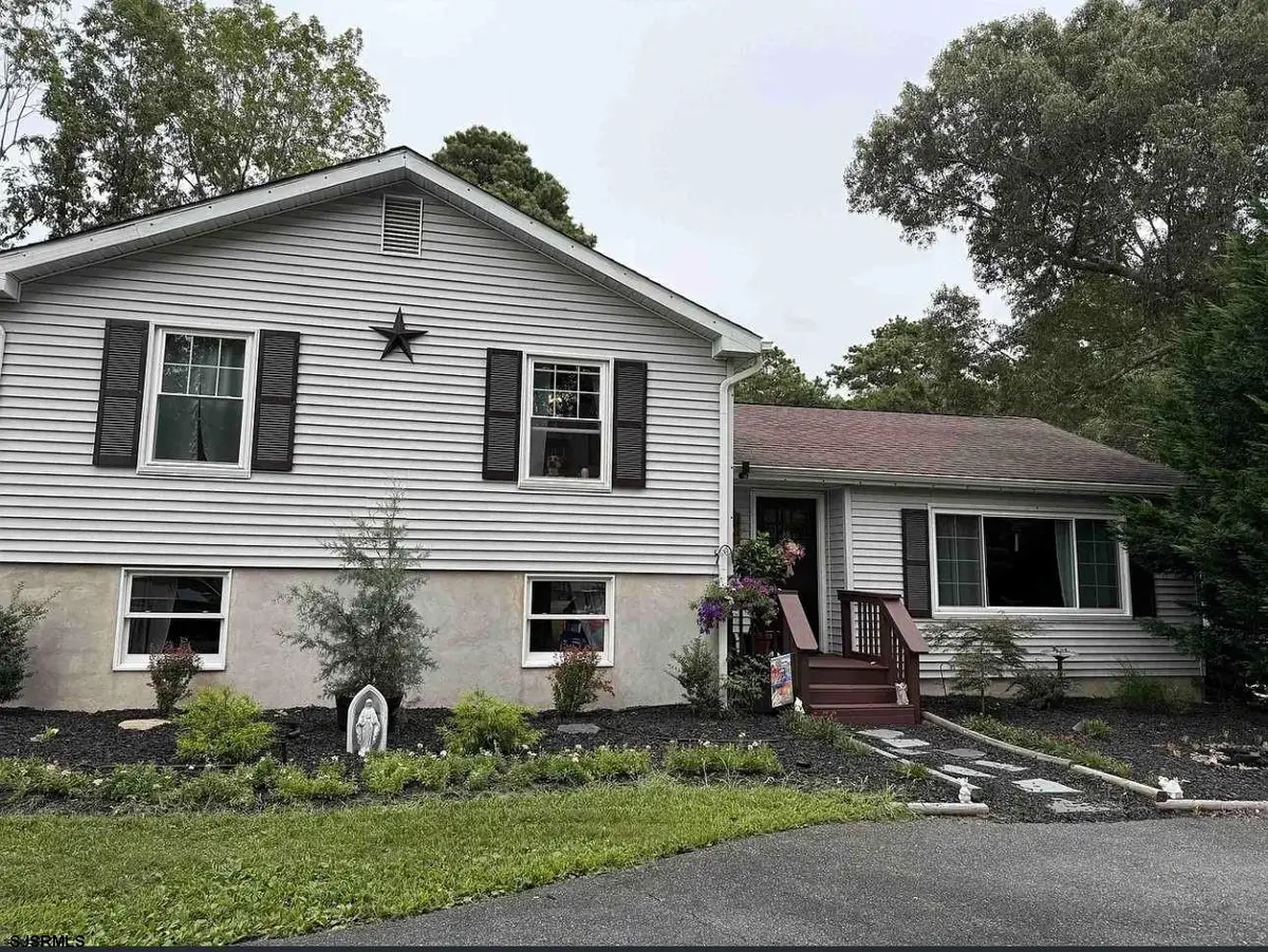 708 S 2nd Ave, Galloway, NJ 08205 - #1