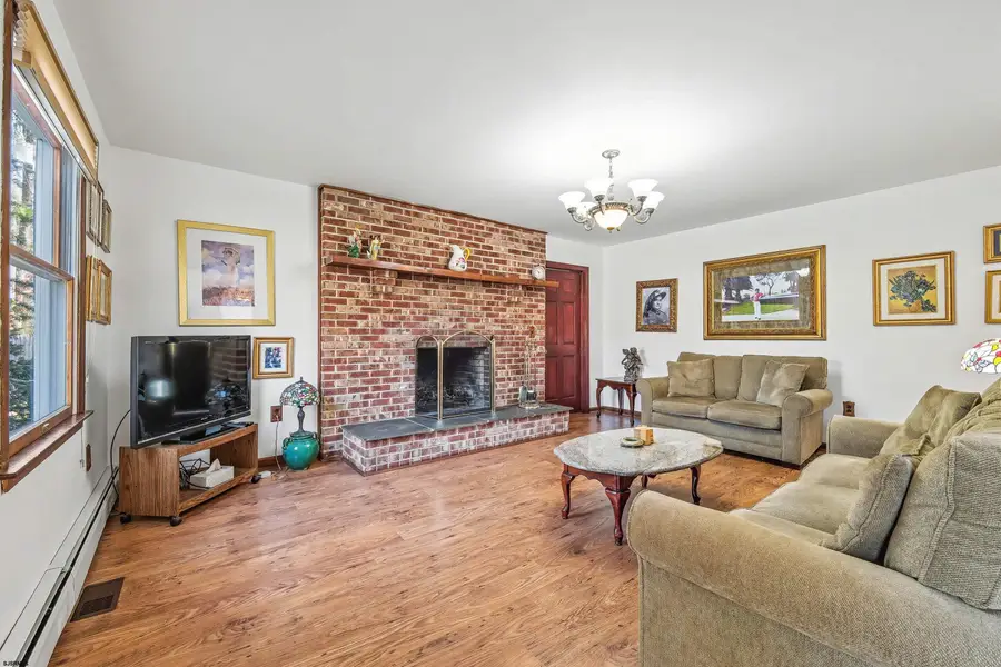 536 S 2nd Ave, Galloway, NJ 08205-9521 - #3