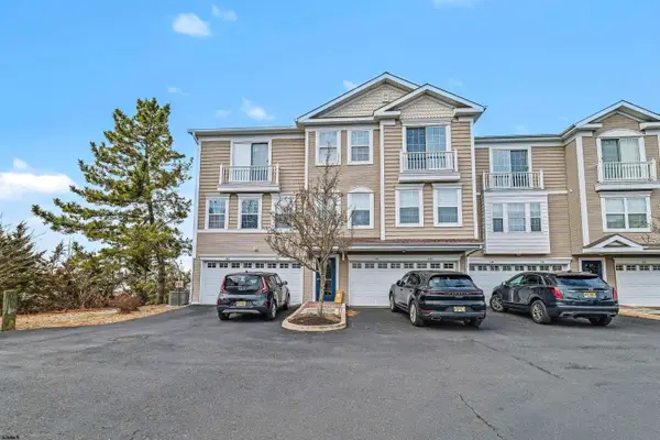 35 Bayside Dr #35, Somers Point, NJ 08244