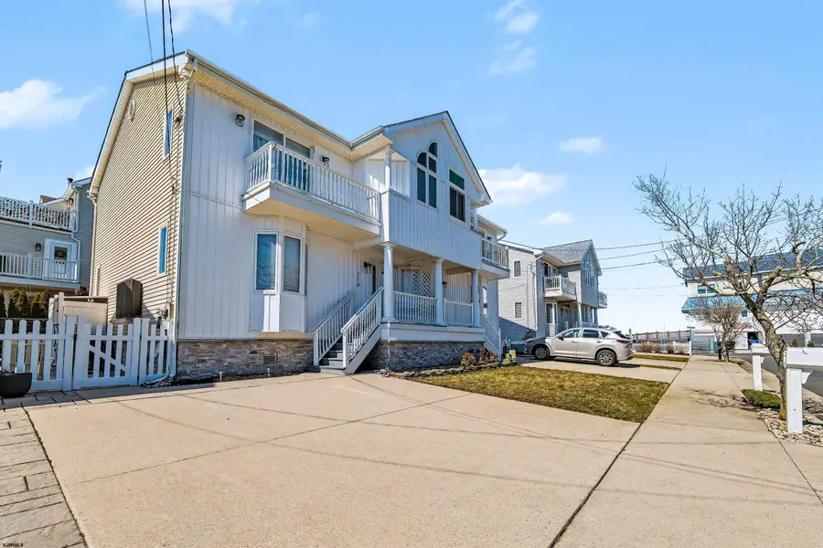 218 N Coolidge Ave, Margate City, NJ 08402 - #2