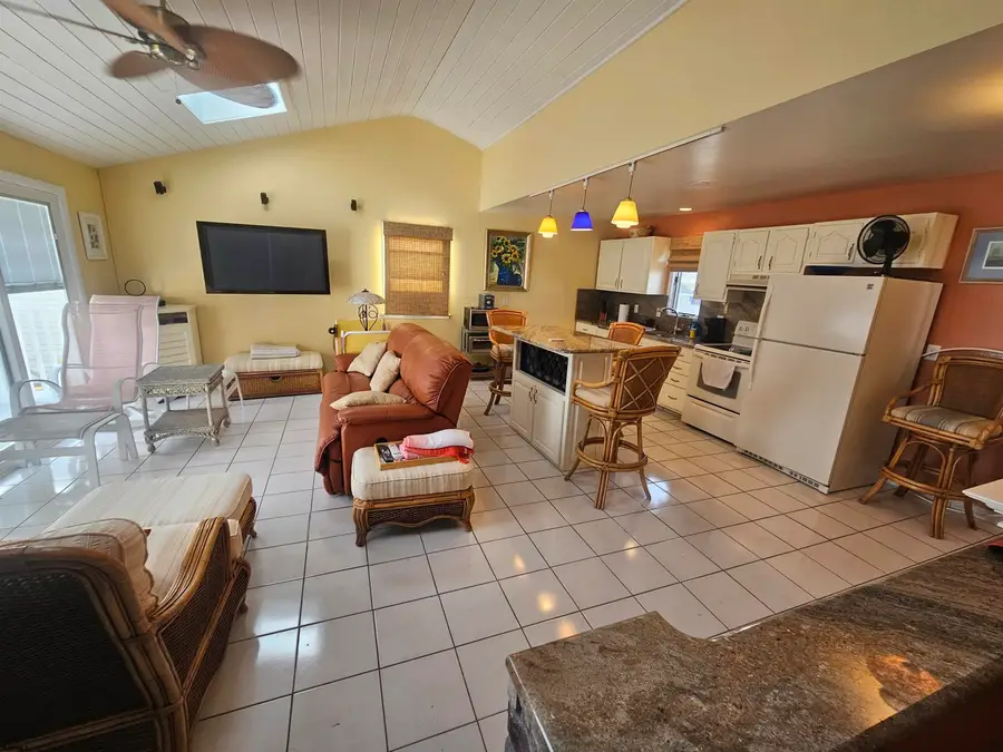 5510 Edgewater Ave, Ventnor City, NJ 08406 - #3