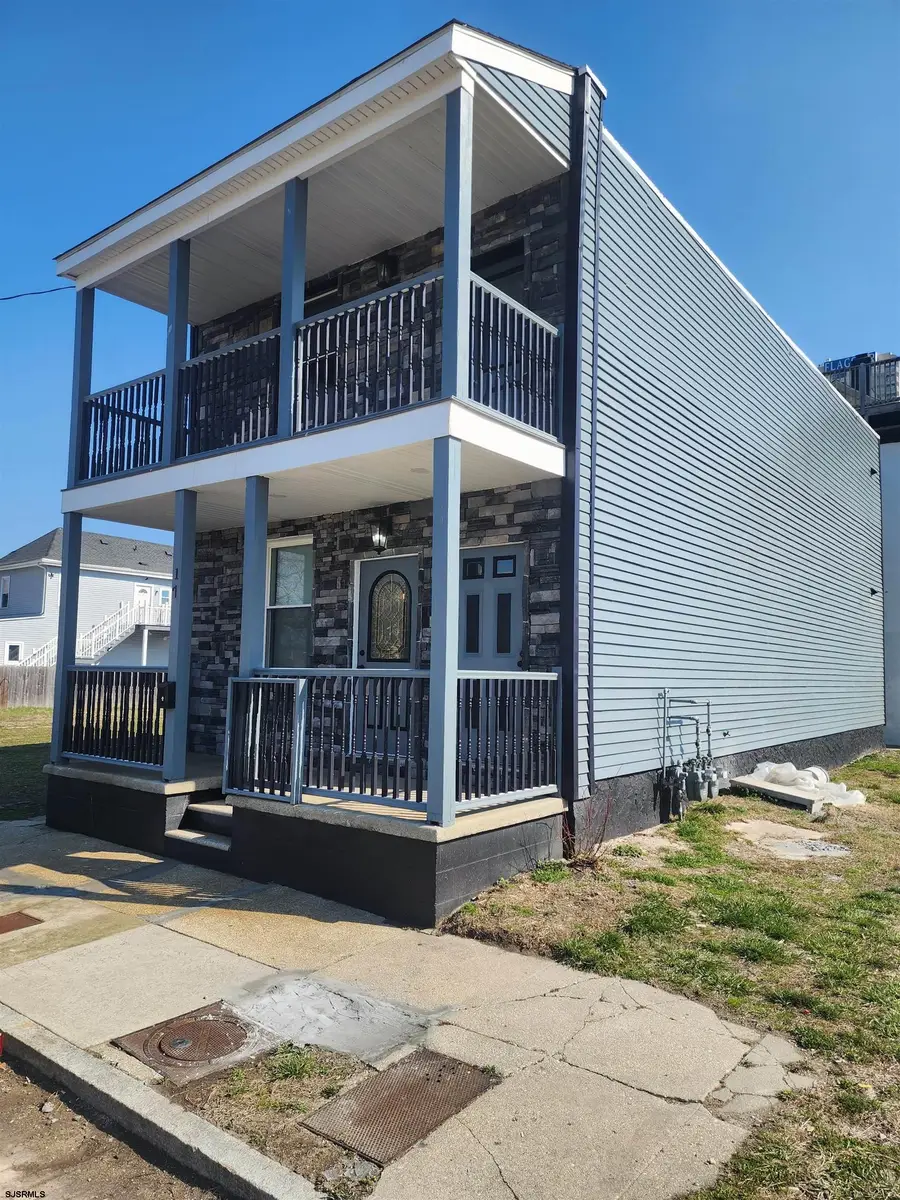 17 Irving Ave, Atlantic City, NJ 08401-9999 - #2