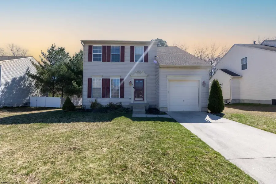 8 Thornhill Dr, Egg Harbor, NJ 08234 - #2