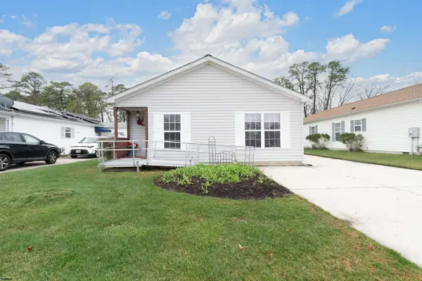 33 Knollwood Dr, Mays Landing, NJ 08330