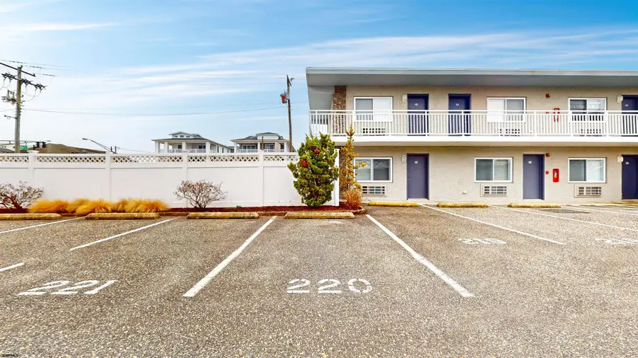 900 Wesley Ave #220, Ocean City, NJ 08226 - #3