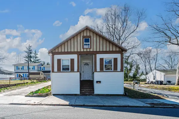 157 E Wyoming Ave, Absecon, NJ 08201