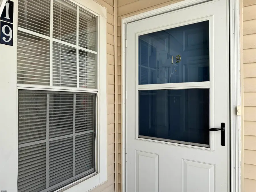 19 Driftwood Ct #19, Galloway, NJ 08205 - #3