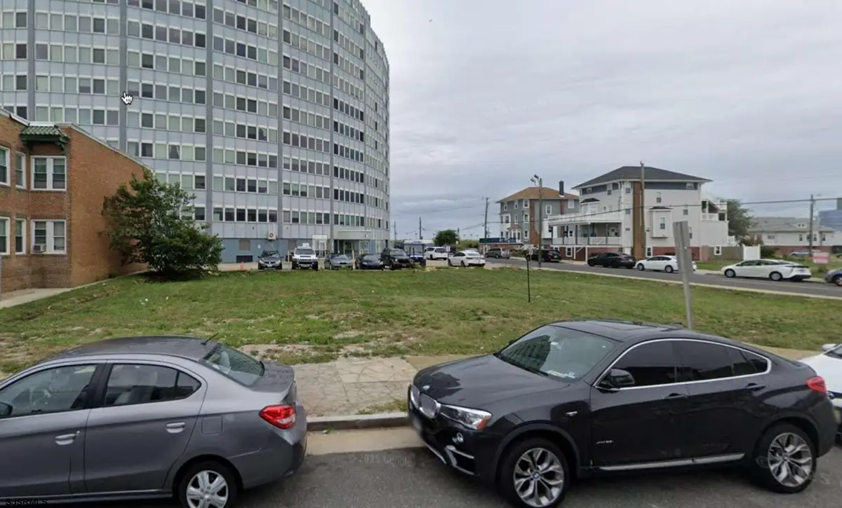 120 Oriental Ave, Atlantic City, NJ 08401 - #1