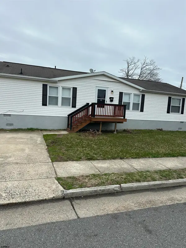 1105 Jefferson Pl, Atlantic City, NJ 08401