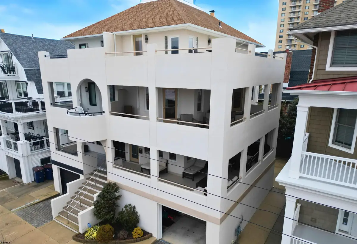 105 S Frankfort Ave, Ventnor City, NJ 08406 - #1