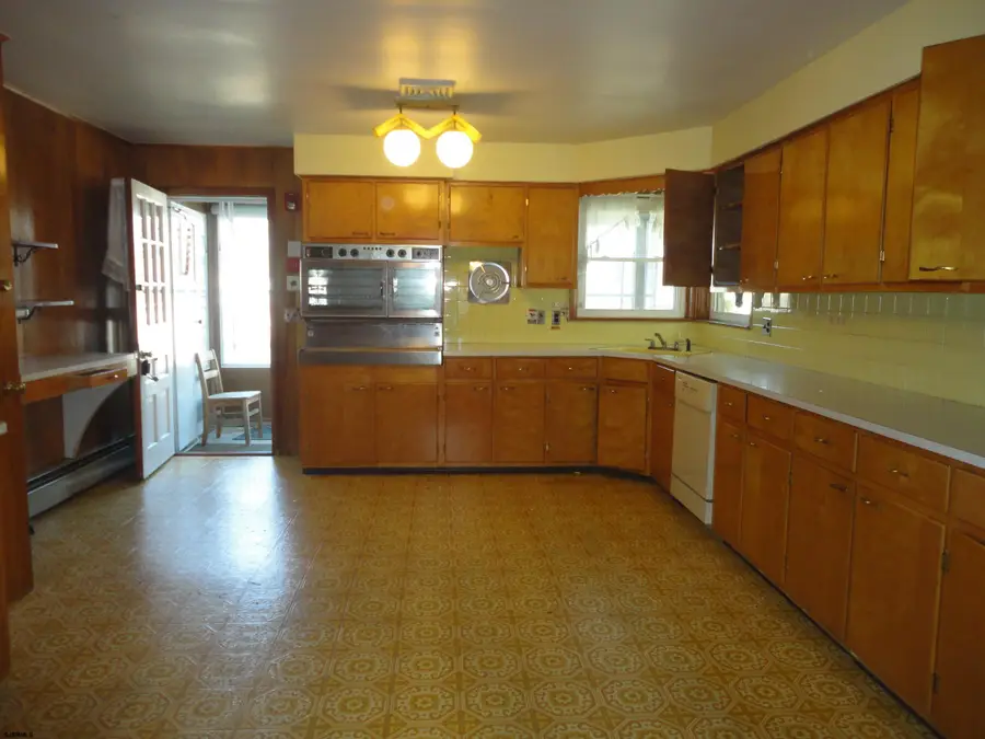 200 Walmer Street, Hammonton, NJ 08037 - #2