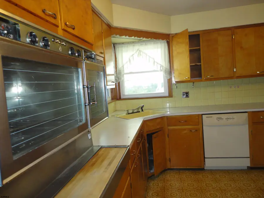 200 Walmer Street, Hammonton, NJ 08037 - #3