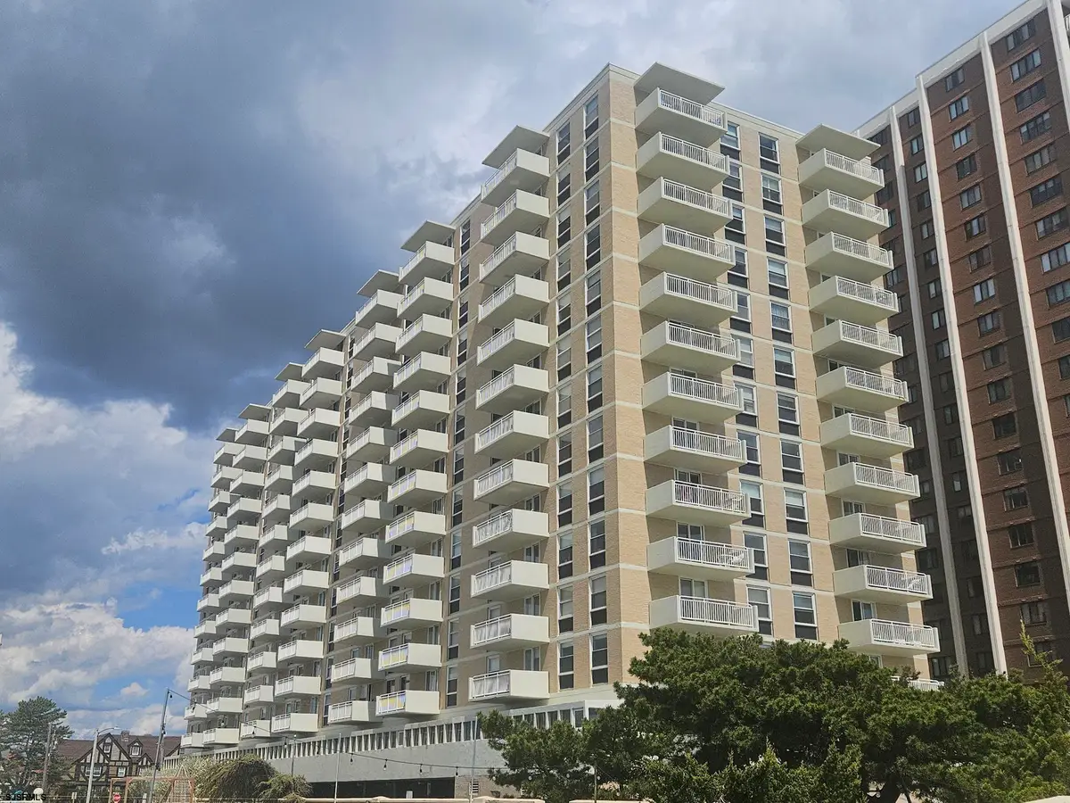 101 S Plaza Pl #813, Atlantic City, NJ 08401 - #1