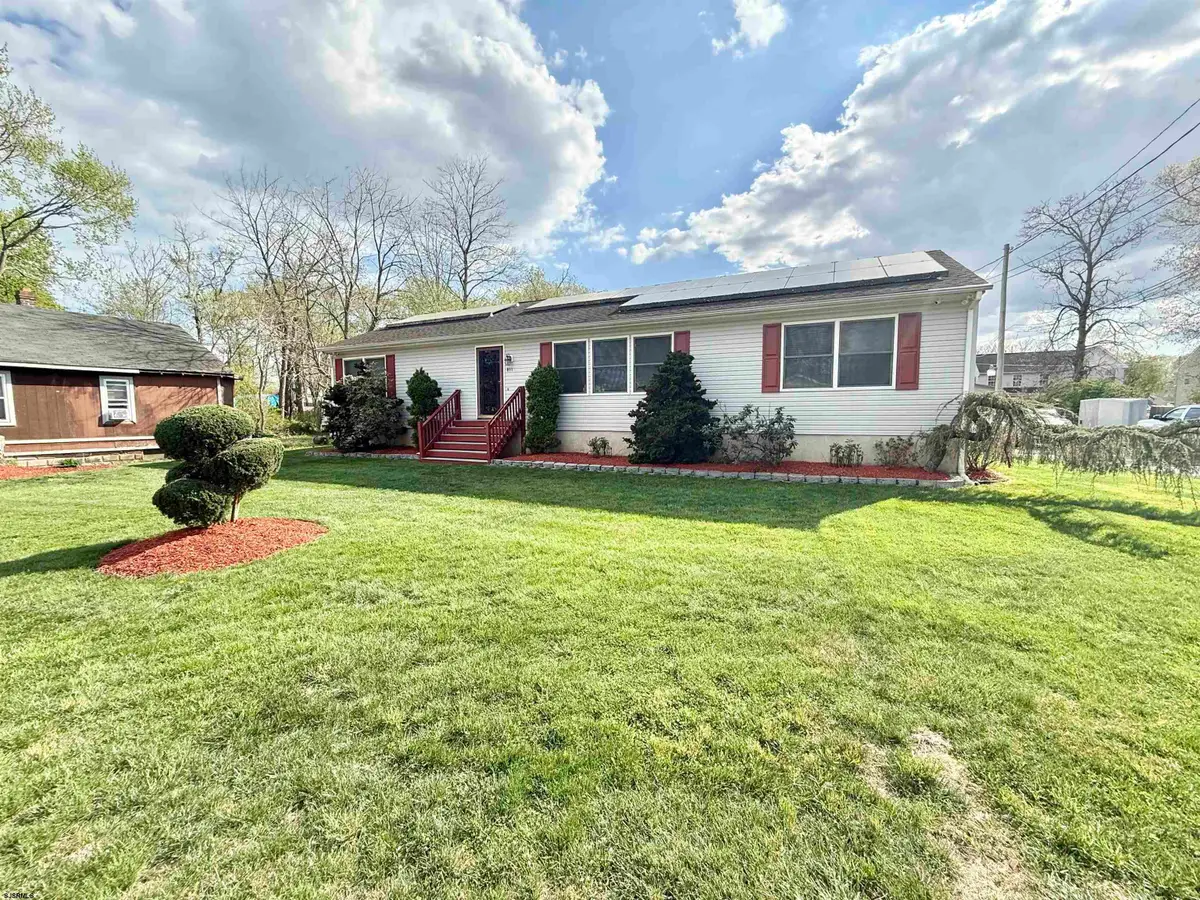811 W Park Ave, Pleasantville, NJ 08232 - #1