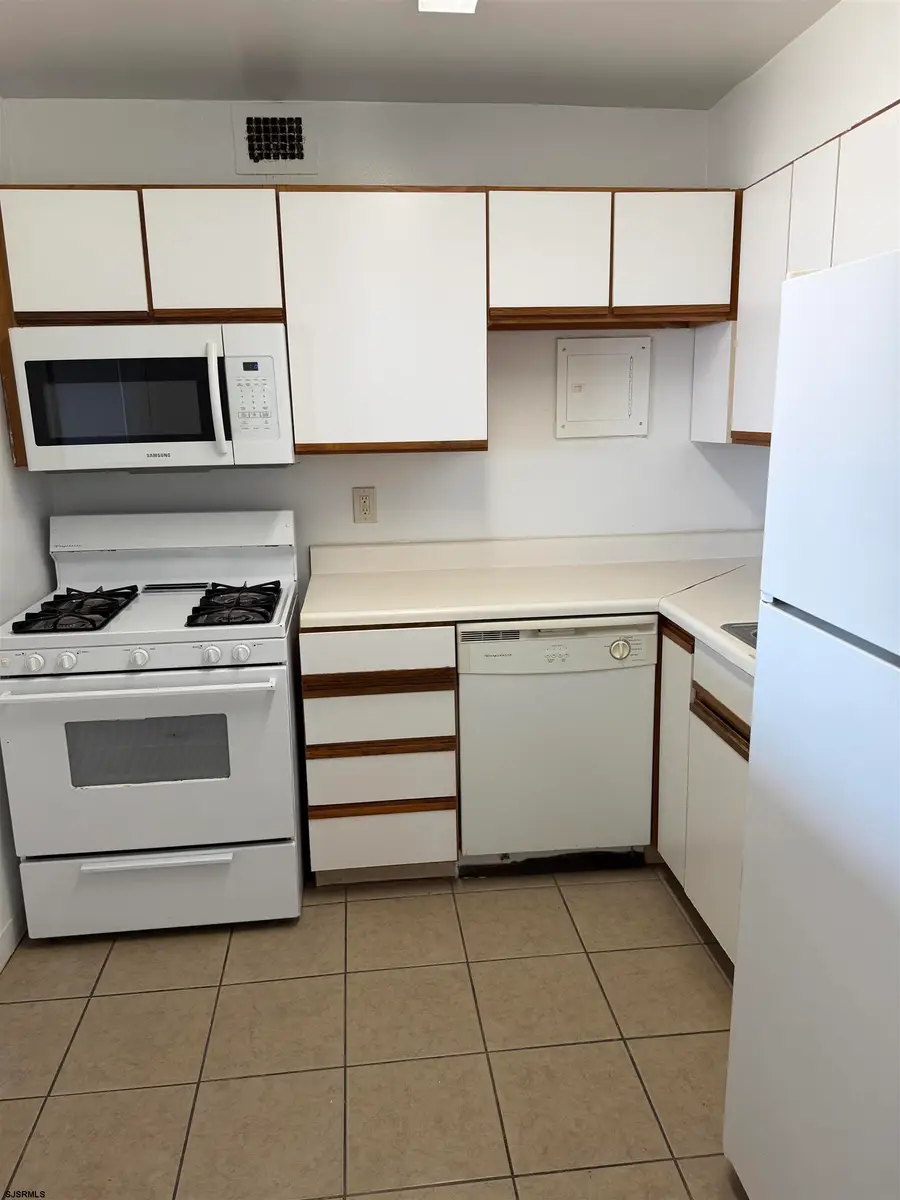 3817 Ventnor #409, Atlantic City, NJ 08401 - #2